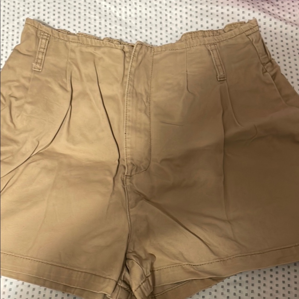 Beige shorts